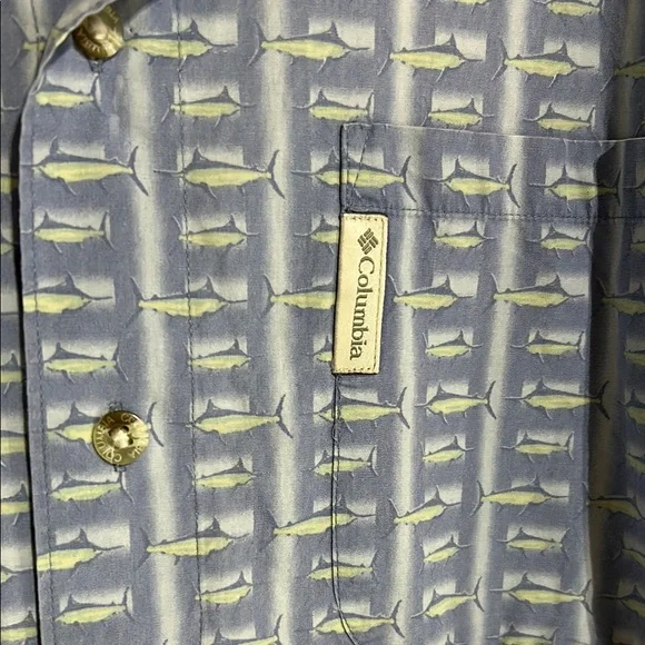 Men’s Columbia Untuck Short Sleeve Shirt - Picture 3 of 4